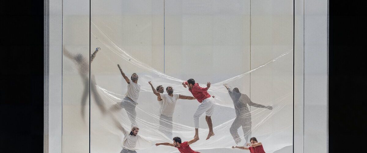 Dynamic Dance Performance Dynamic Dance Performance