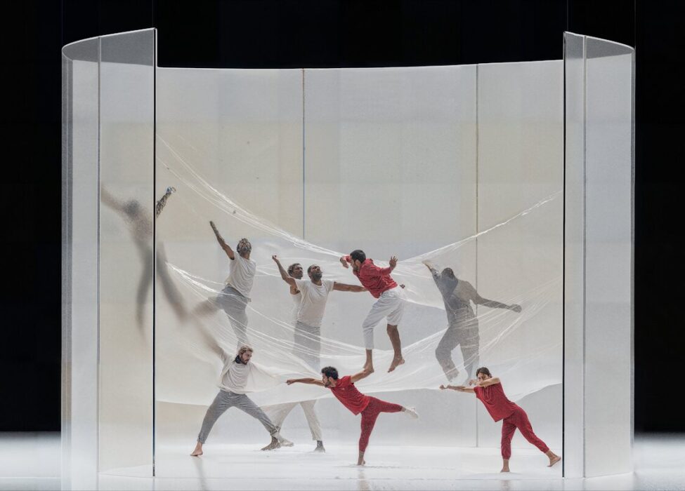 Dynamic Dance Performance Dynamic Dance Performance